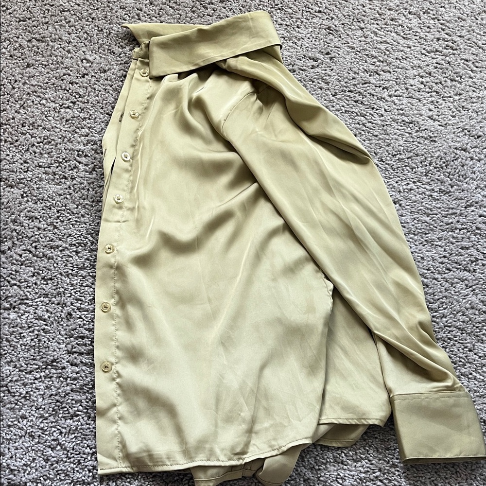 Men's Elegant Tan Button-Down Shirt